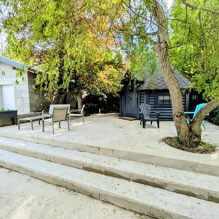 Ferme En Pierres Avec Kota